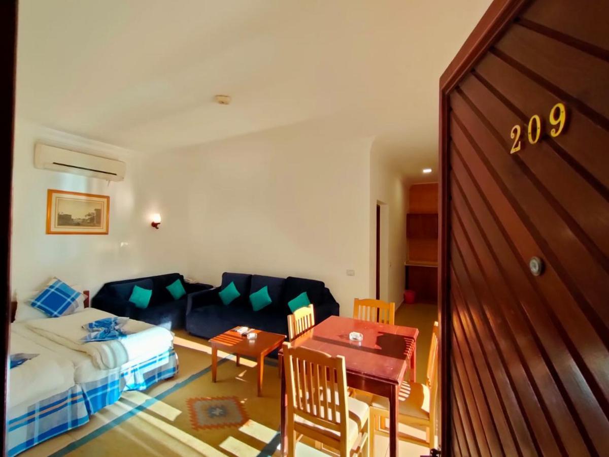 4S Hotel דהב מראה חיצוני תמונה